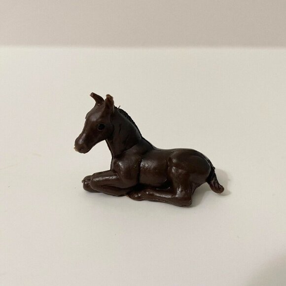 Lot of 3 ERTL Mini Animal Figures Cows and Horse - Picture 2 of 16